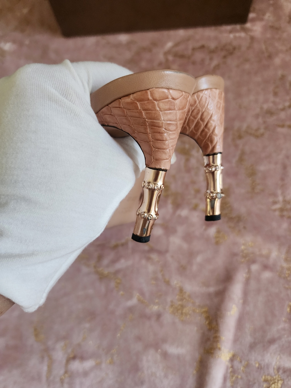 GUCCI |Tom Ford Era Croc Embossed Leather Mule Heels - Picture 11 of 17